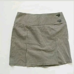 New York and Company houndstooth skirt 10